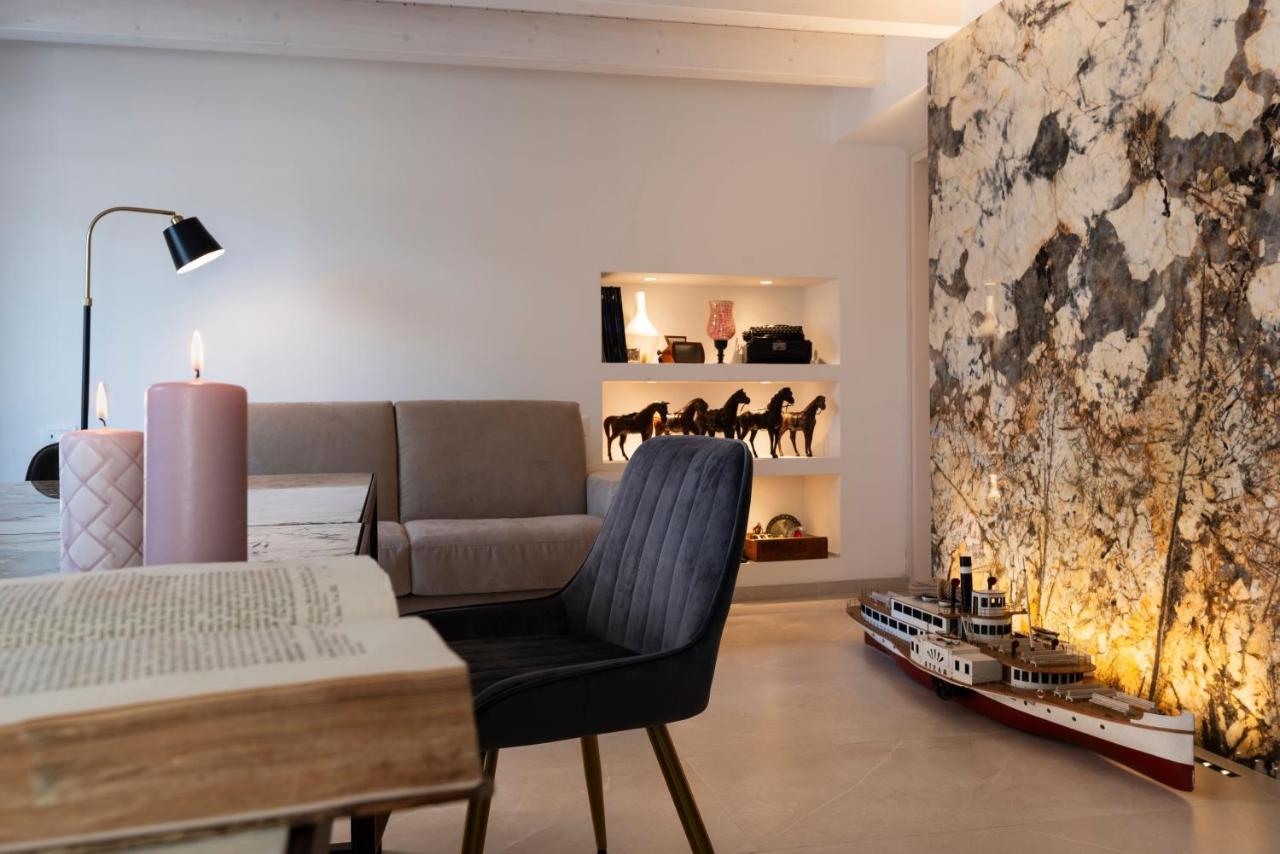 Absentia 1763 Garda Boutique Home - Lake Front Brenzone sul Garda Ngoại thất bức ảnh