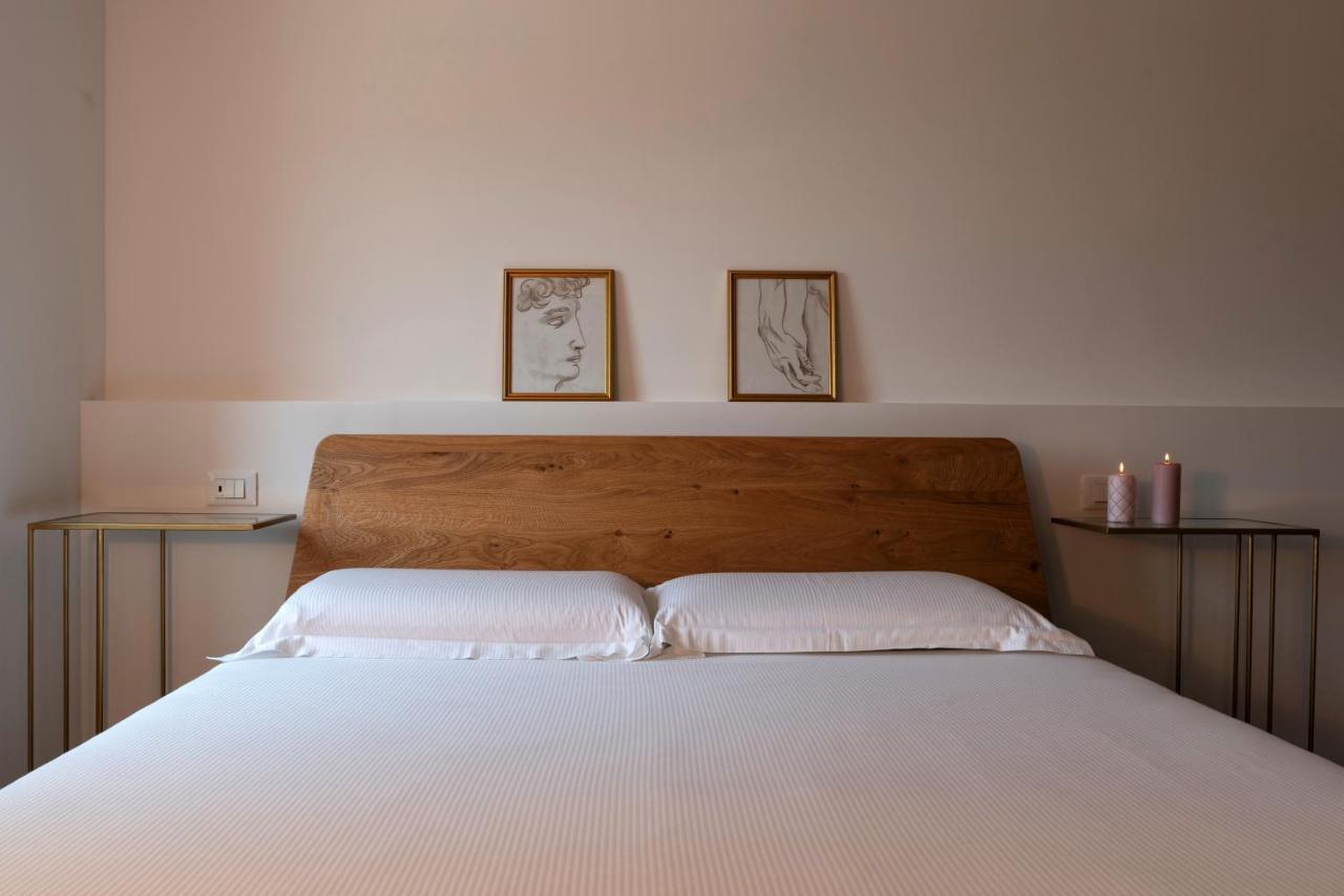 Absentia 1763 Garda Boutique Home - Lake Front Brenzone sul Garda Ngoại thất bức ảnh