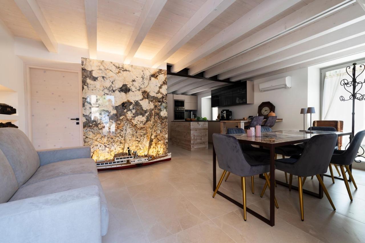 Absentia 1763 Garda Boutique Home - Lake Front Brenzone sul Garda Ngoại thất bức ảnh