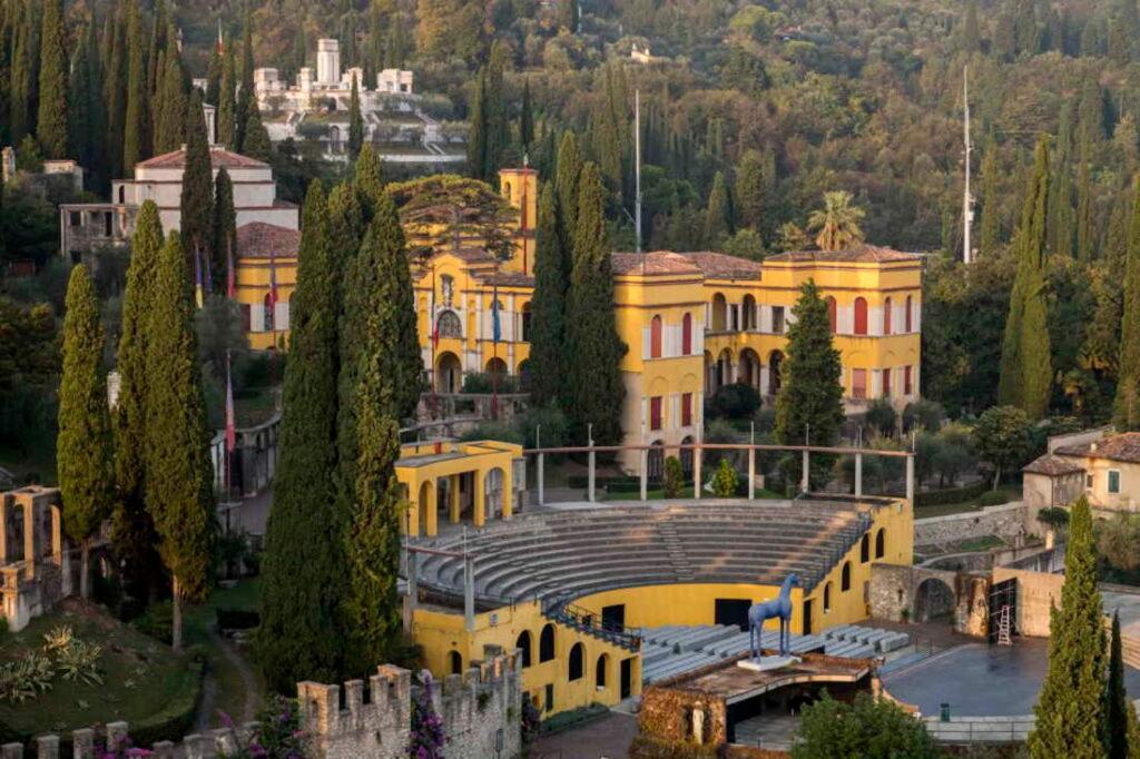 Absentia 1763 Garda Boutique Home - Lake Front Brenzone sul Garda Ngoại thất bức ảnh
