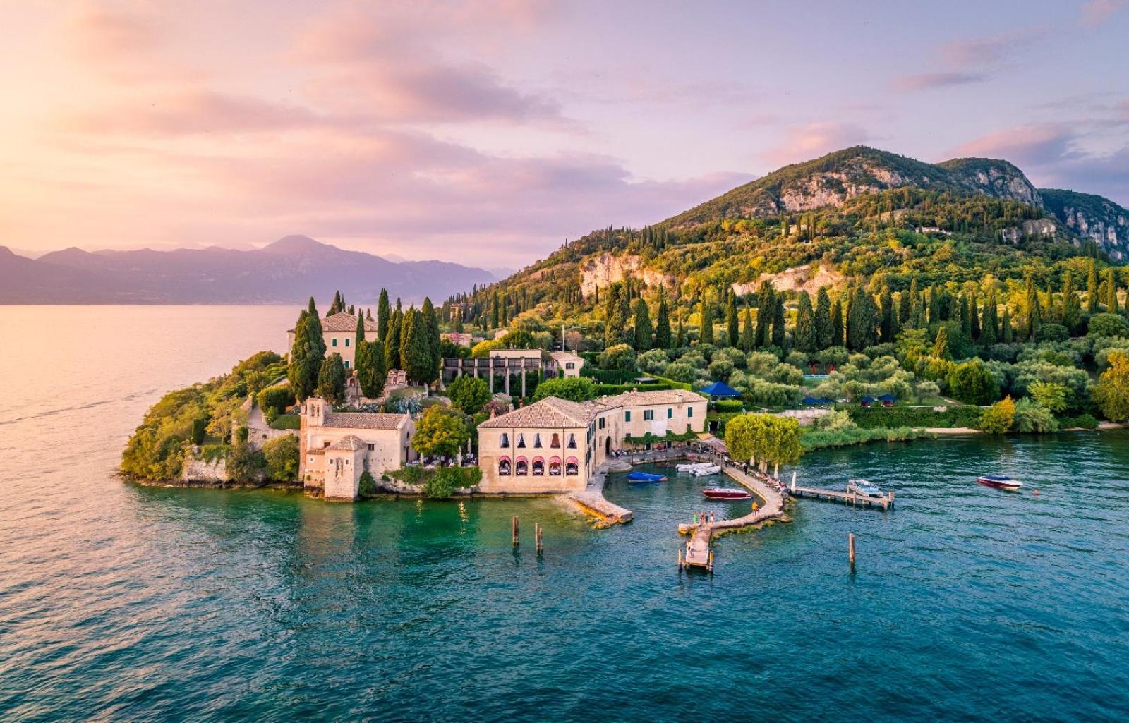 Absentia 1763 Garda Boutique Home - Lake Front Brenzone sul Garda Ngoại thất bức ảnh